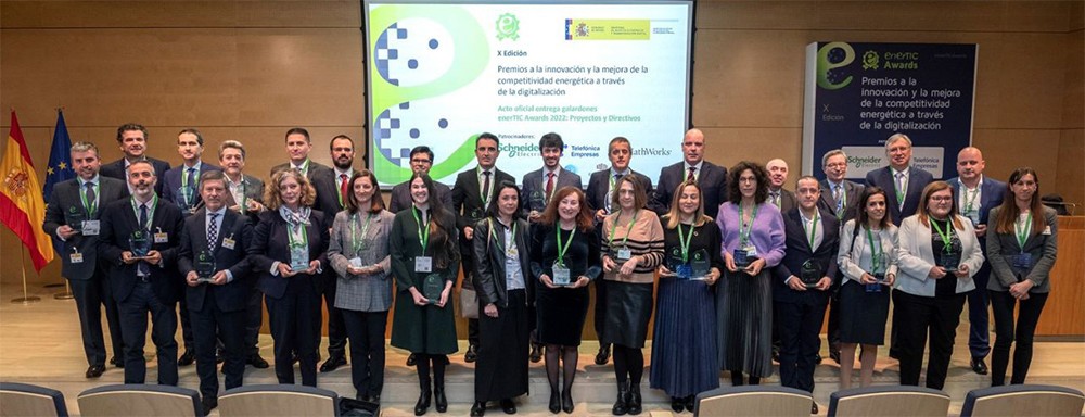 Cepsa y GMV, ganadoras en los enerTIC Awards por su proyecto de automatización de procesos en la valorización de muestras en laboratorio