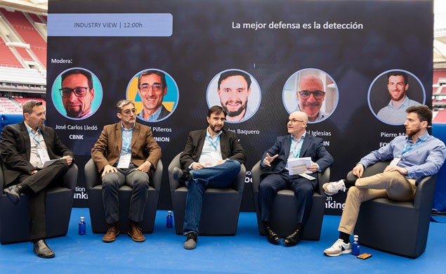 Panel Revolution Banking