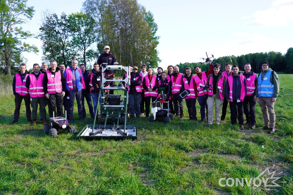 FOTO-GRUPO-CONVOY