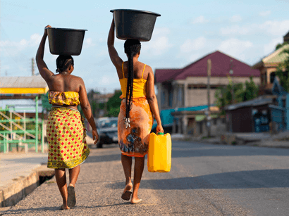 Mujeres por África