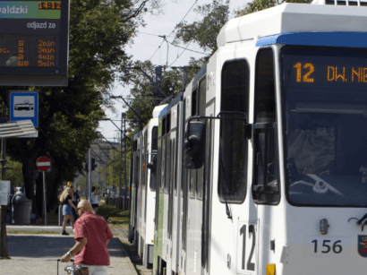 Sistema inteligente para el transporte público en la ciudad de Szczecin (Polonia)