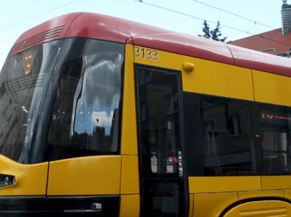 Sistema de información al usuario para tranvías de Varsovia