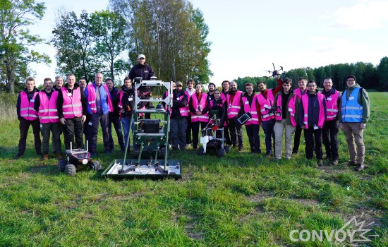 FOTO-GRUPO-CONVOY
